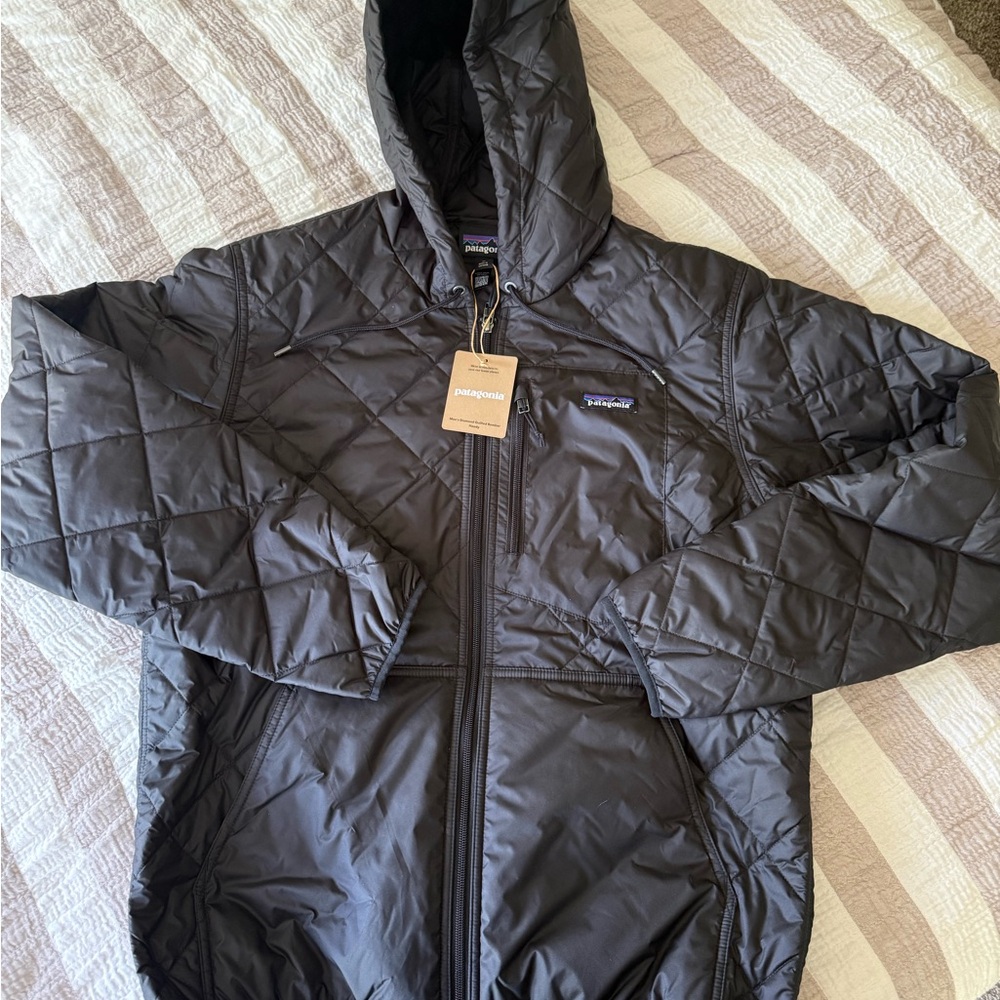 Patagonia Men’s Black Quilted Hooded Jacket